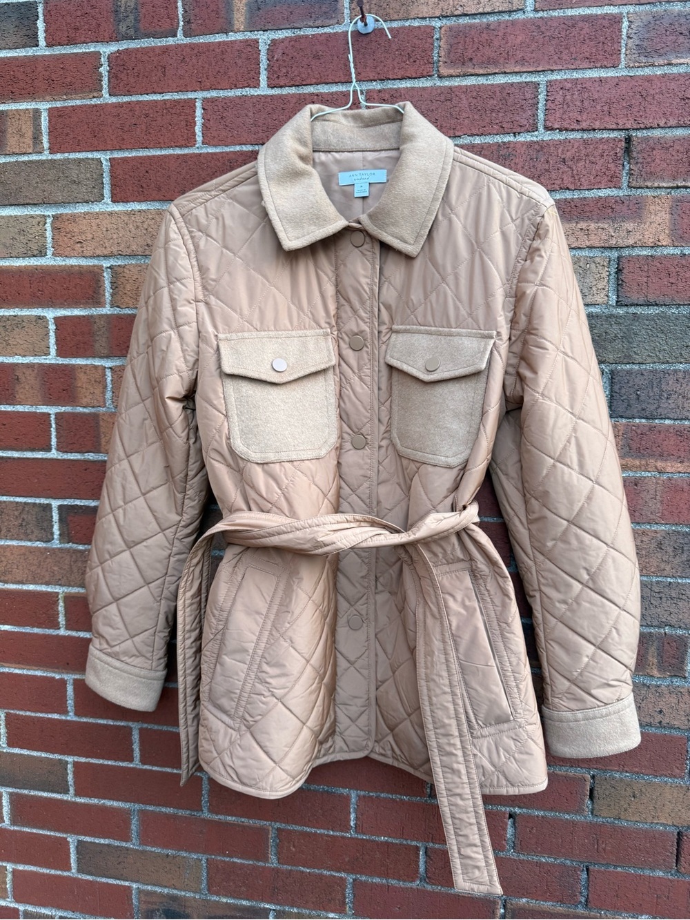Ann Taylor Weekend Quilted Belted Jacket Medium Tan Wool Trim Shacket